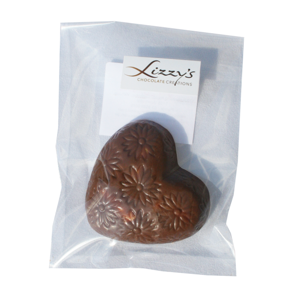 speculaas and marshmallow chocolate heart packaged
